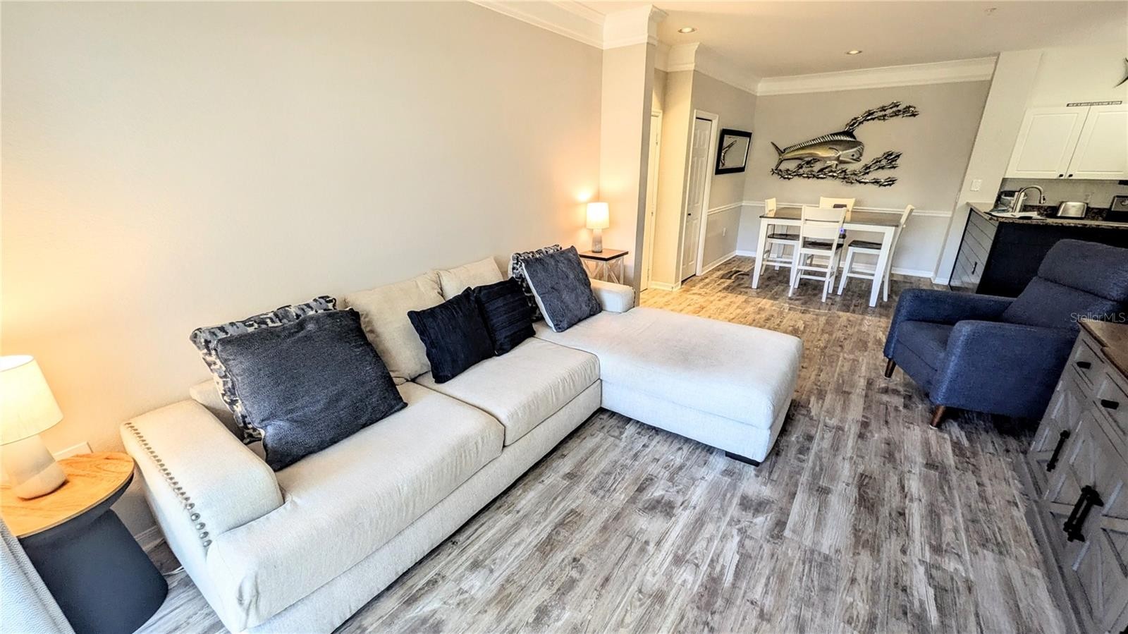 5174 NORTHRIDGE RD #108