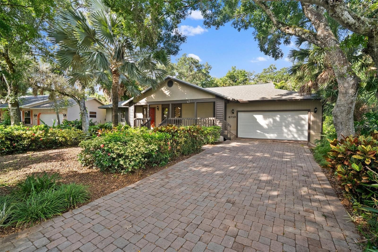 4710 Maid Marian Ln Sarasota Florida 34232