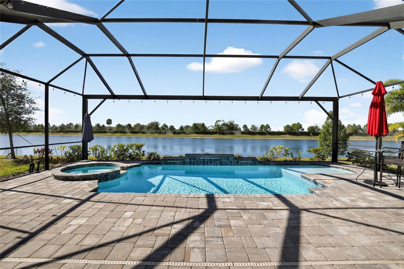 10807 WICKER PARK PL