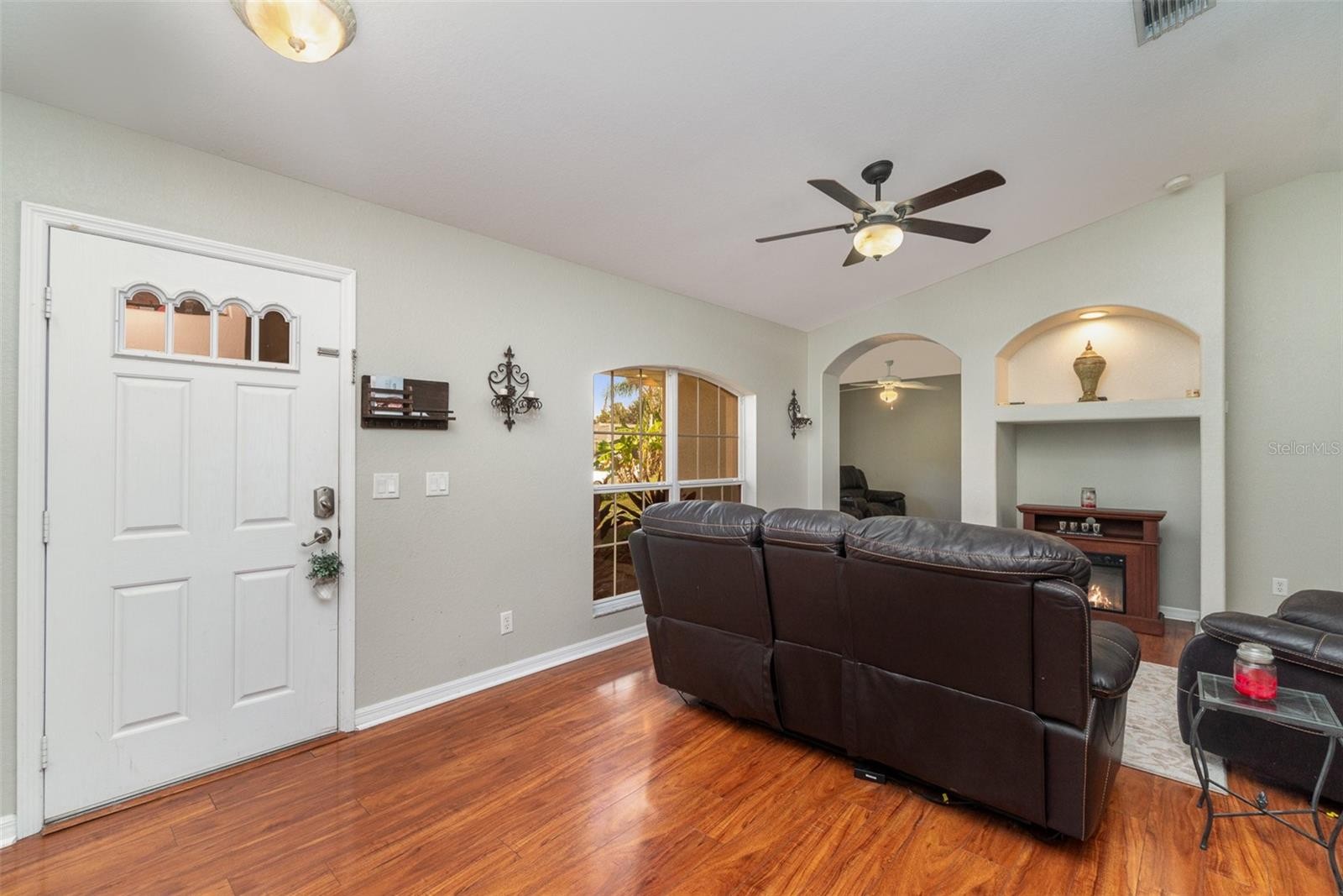 2487 MALIBU LN