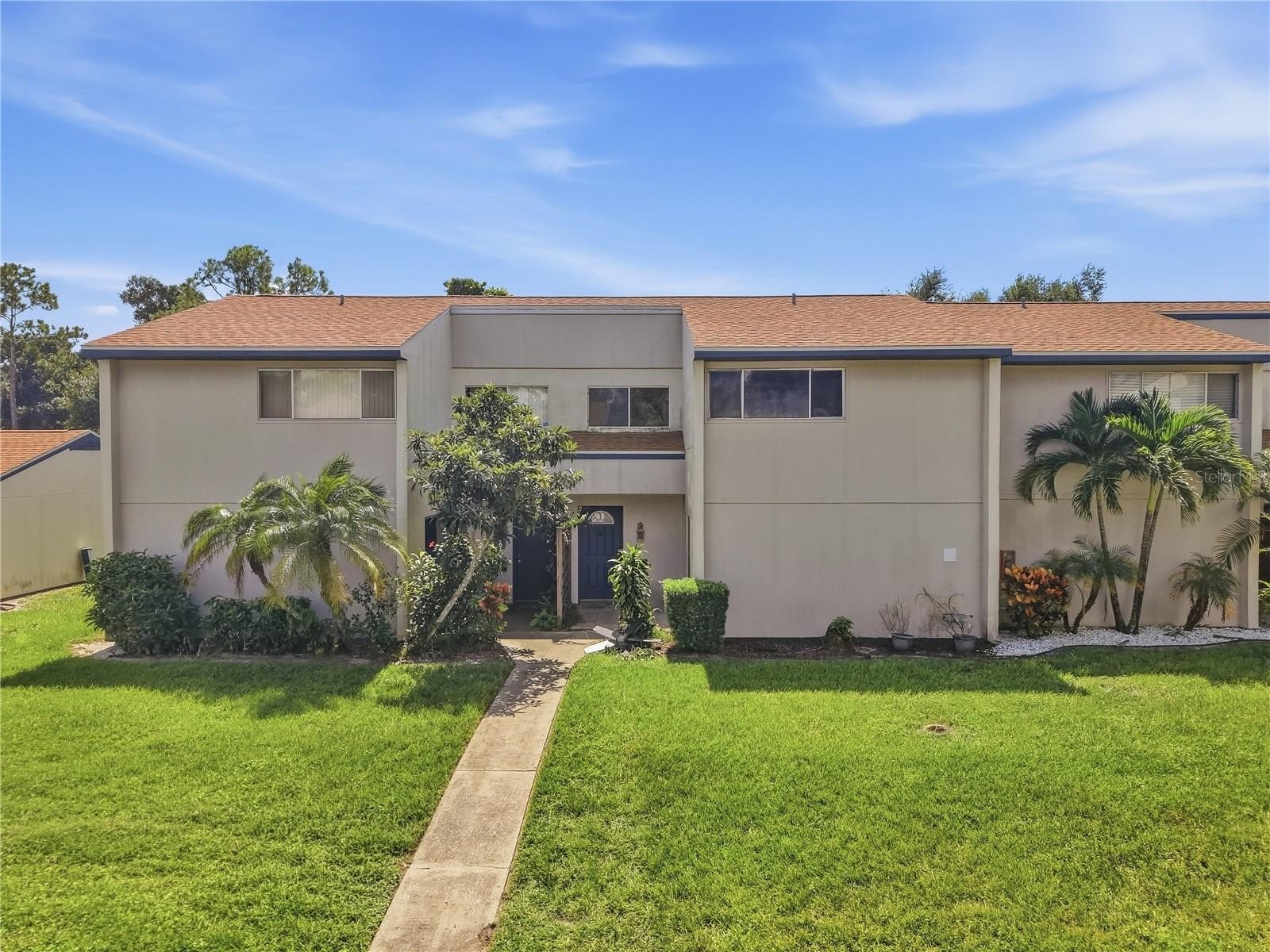 912 BYRON LN #5C