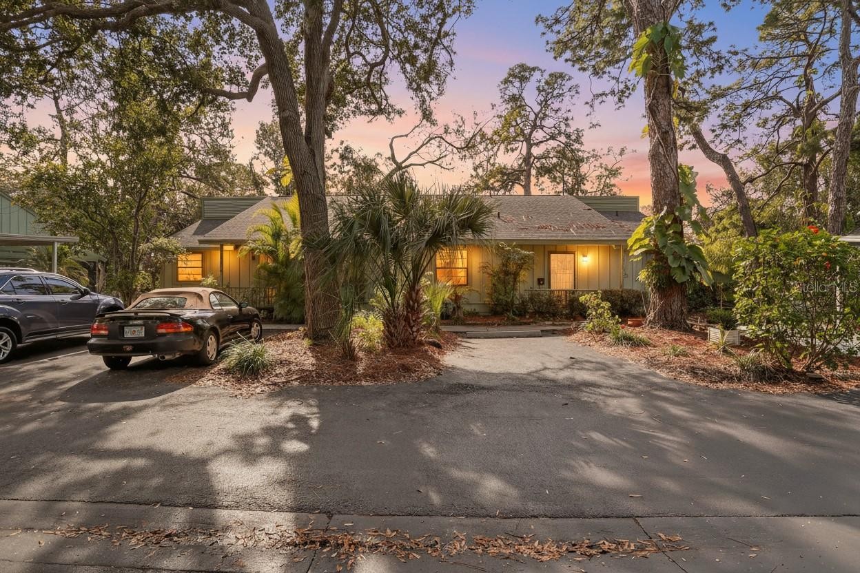 5014 BARRINGTON CIR #2102