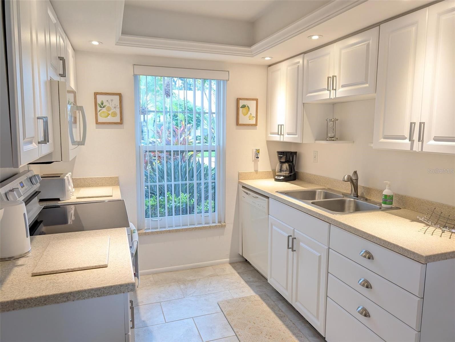 5377 CRESTLAKE BLVD #69