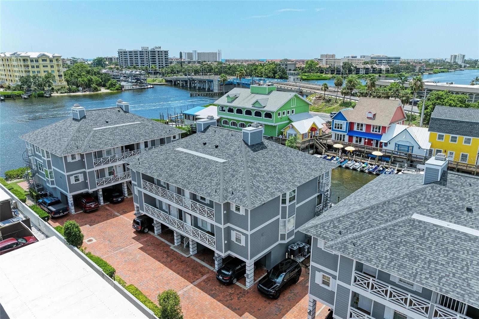 1552 STICKNEY POINT RD #403