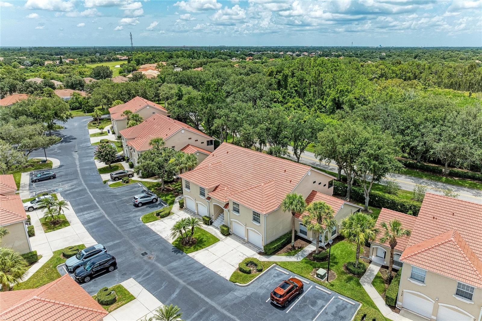 7126 CEDAR HOLLOW CIR