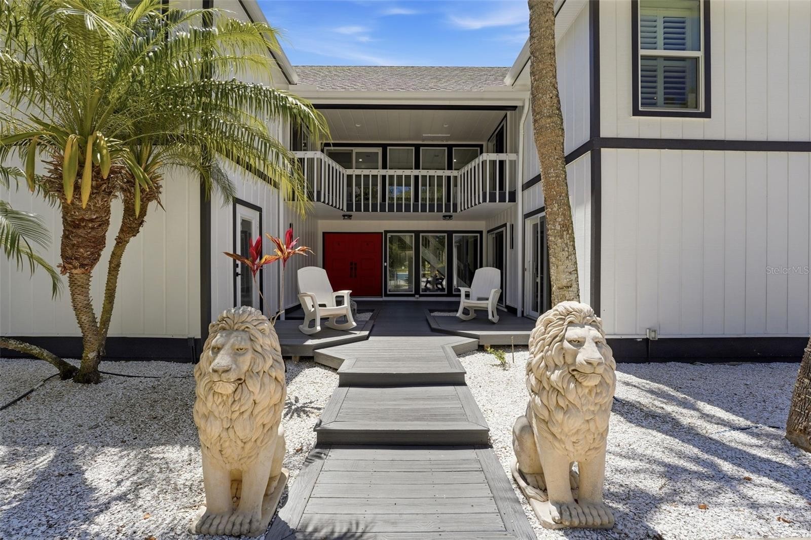 765 SIESTA KEY CIR