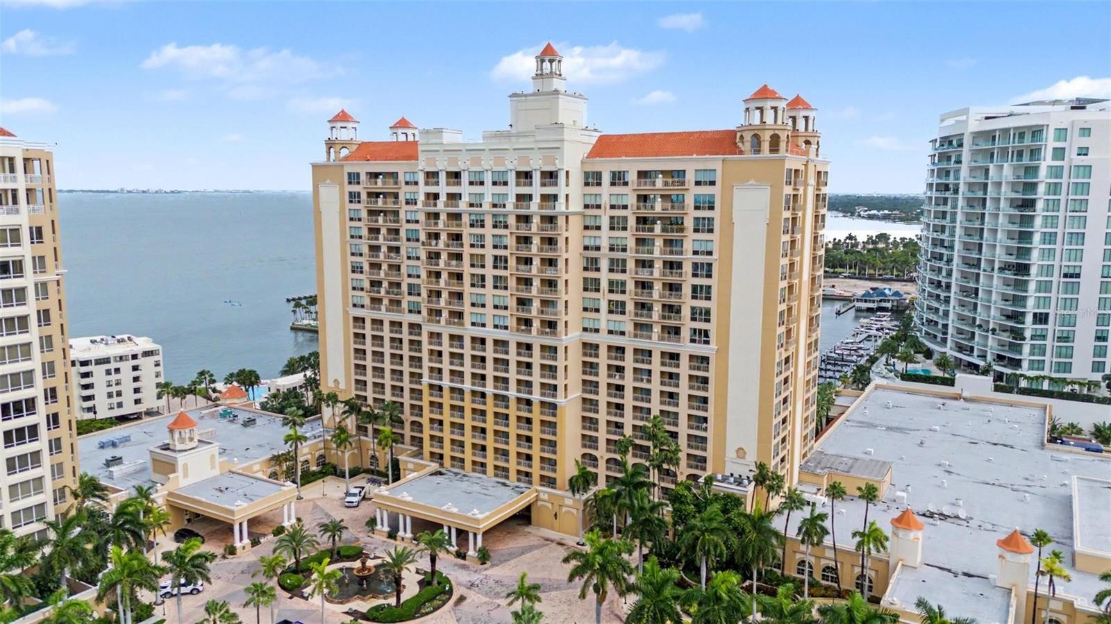 1111 RITZ CARLTON DR #1004