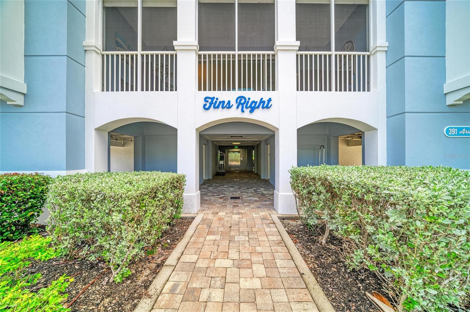 391 ARUBA CIR #101