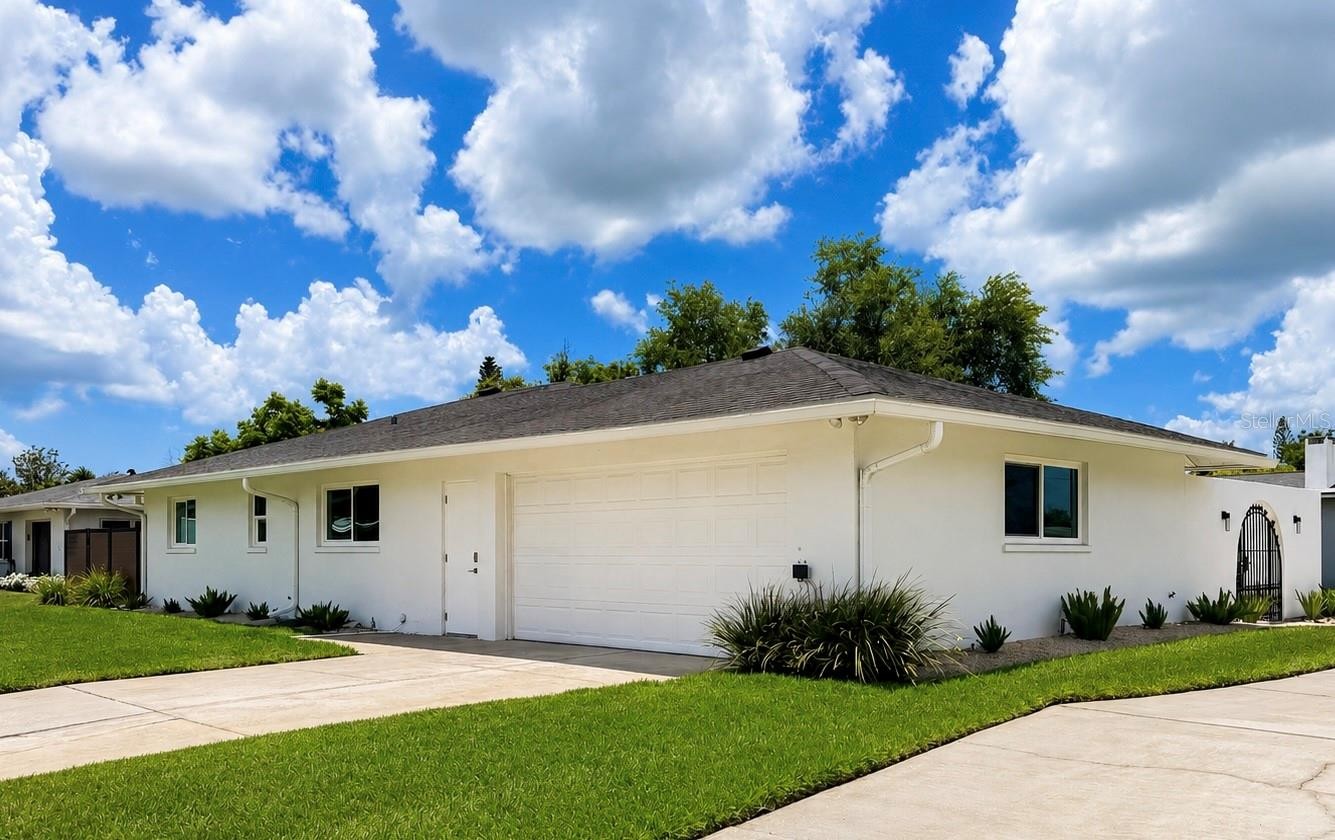 2806 SATSUMA DR