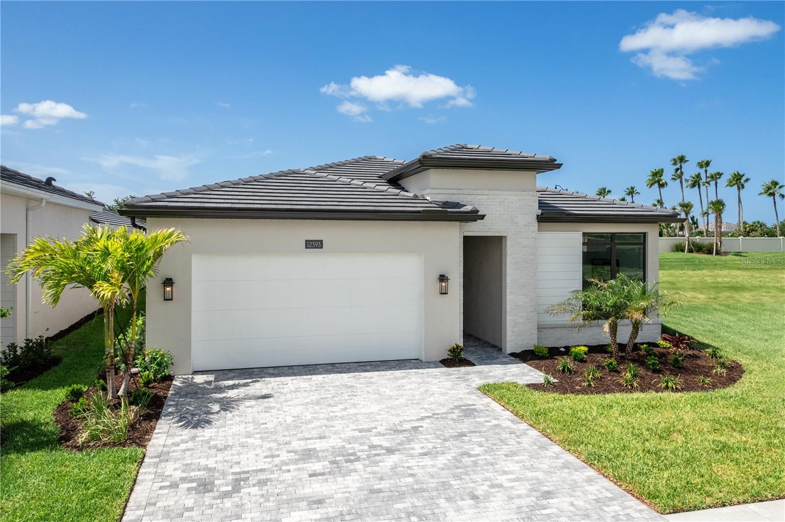 12393 FALLING LEAF PL