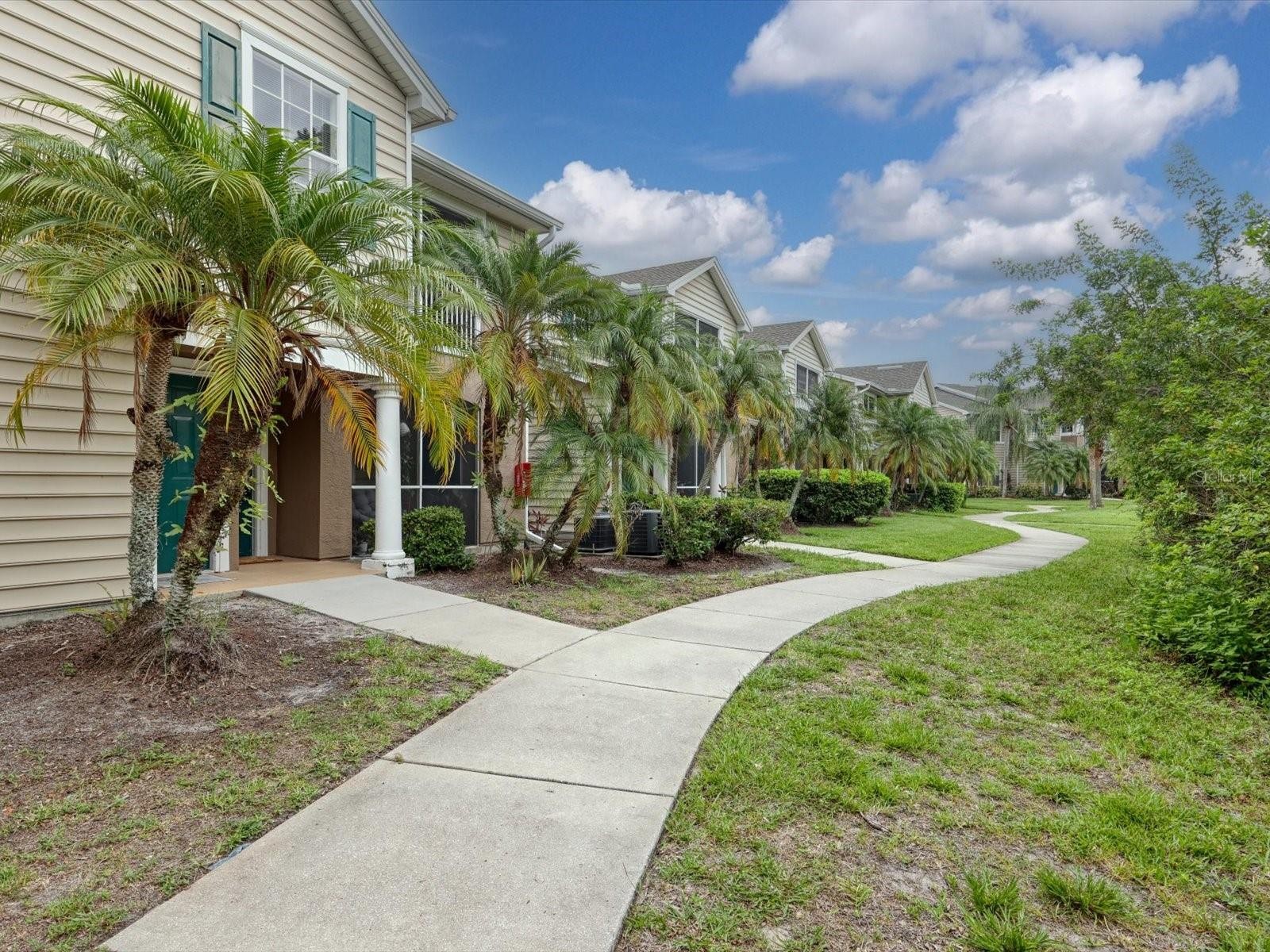 8911 MANOR LOOP #205