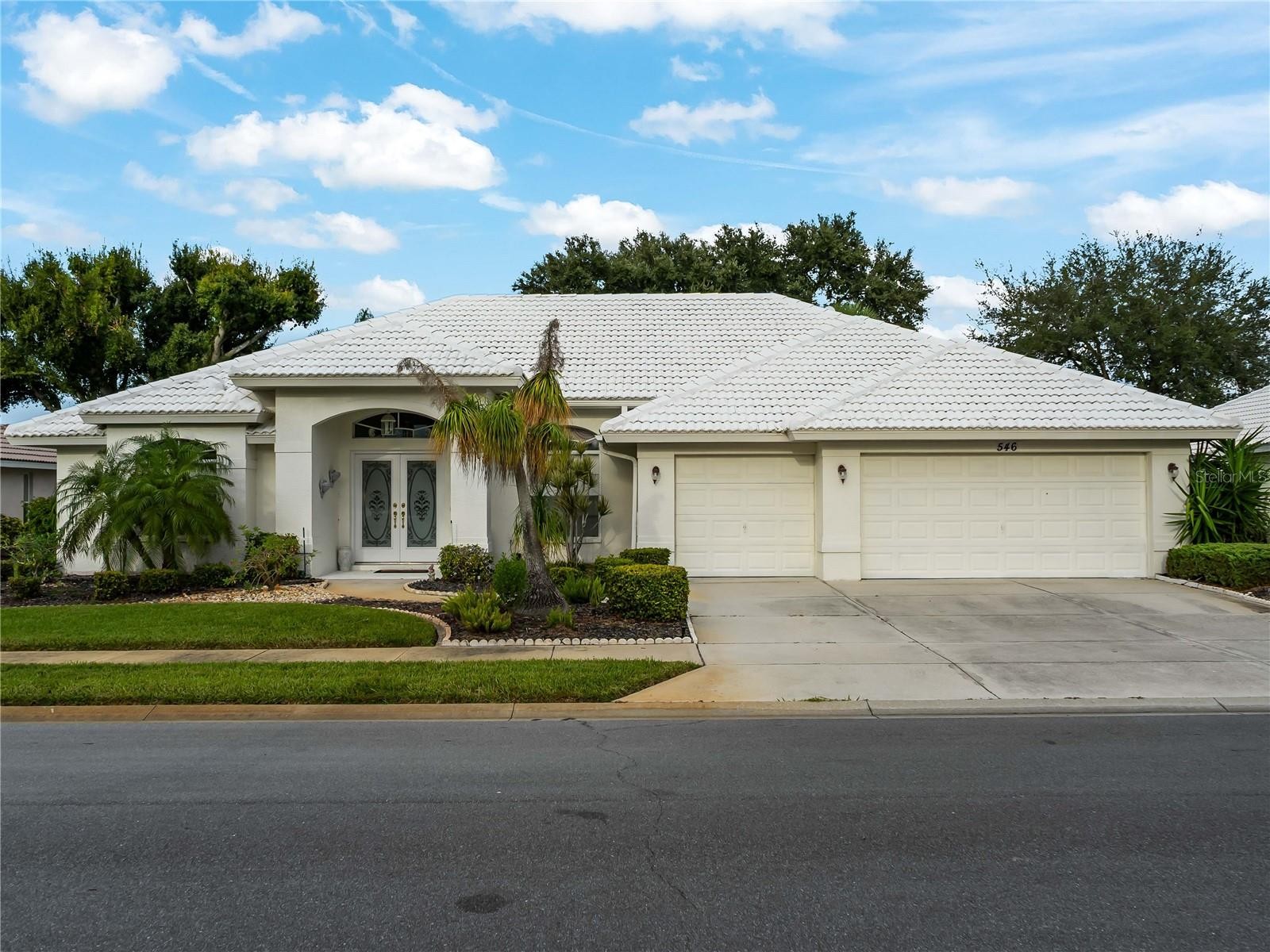 546 LAUREL CHERRY LN