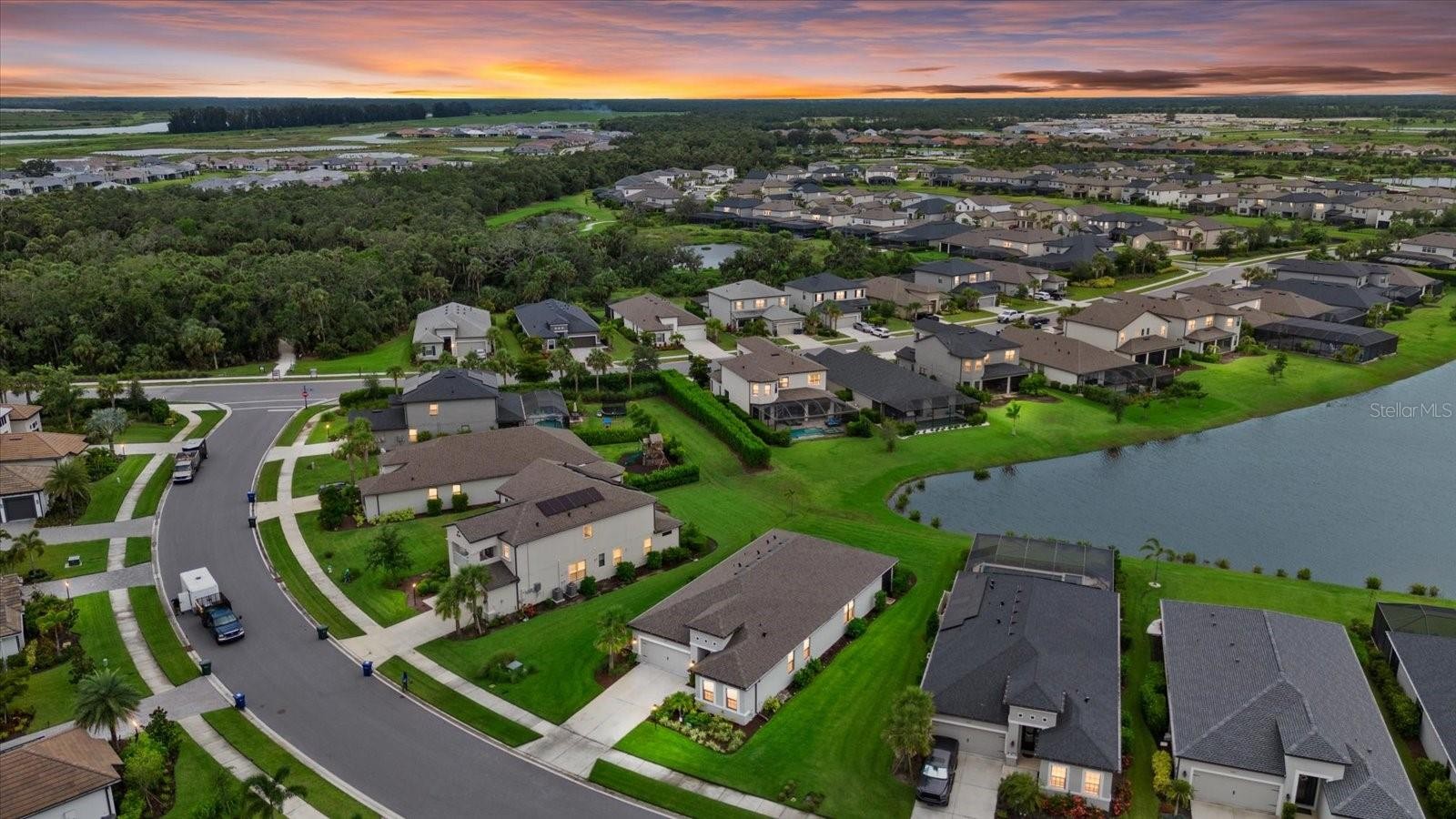 9291 STARRY NIGHT AVE