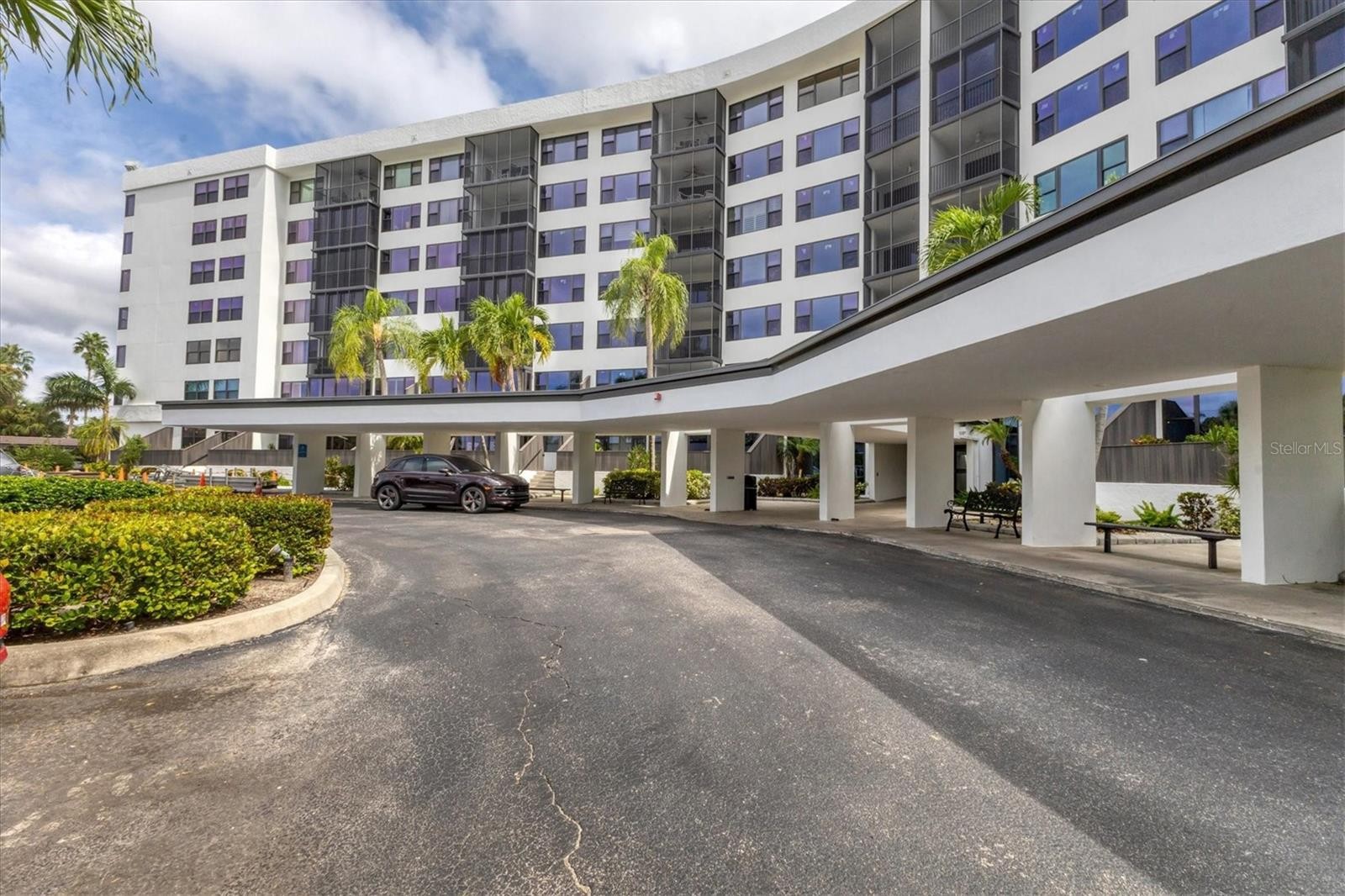 5855 MIDNIGHT PASS RD #420