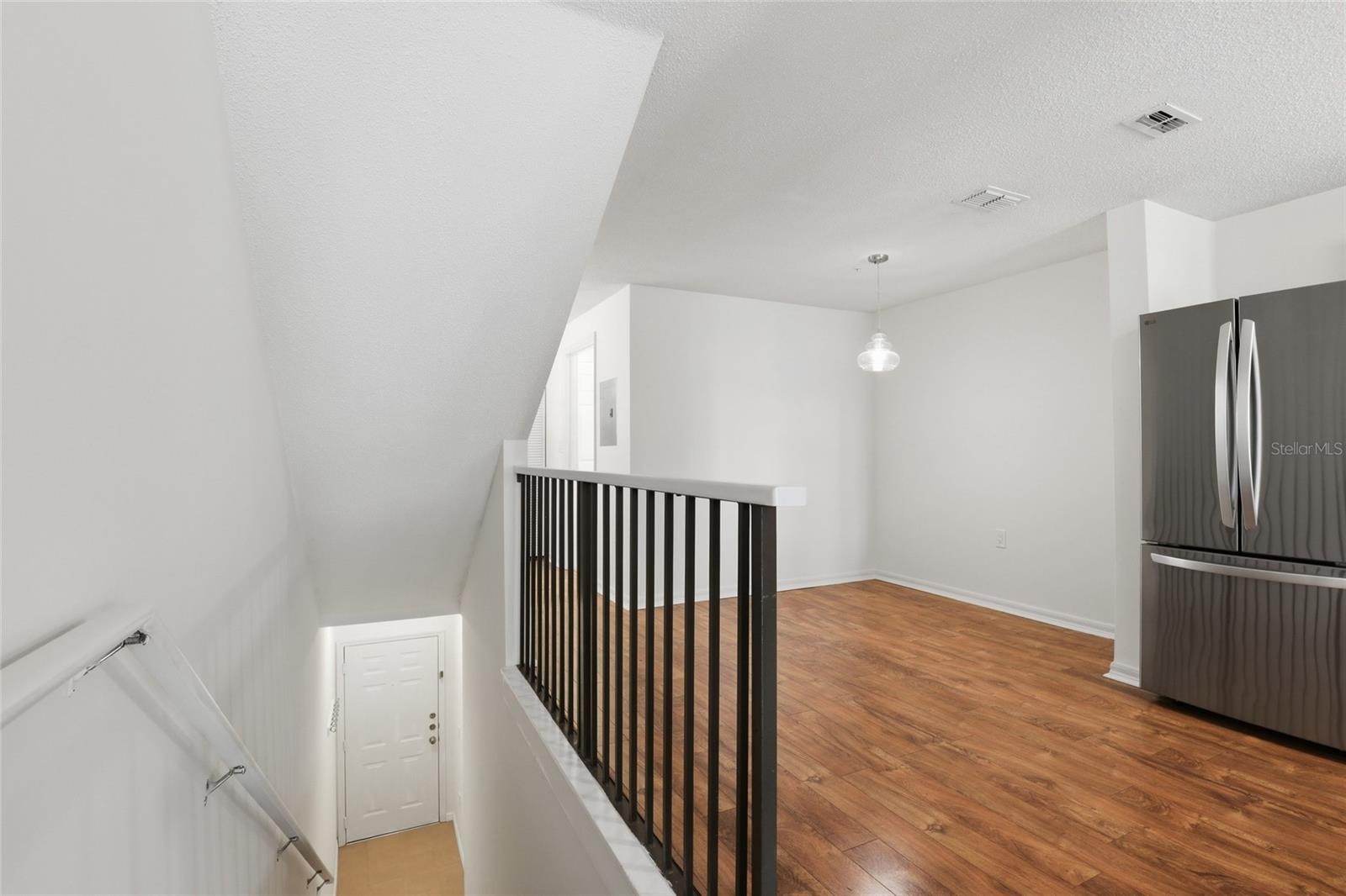 5600 BENTGRASS DR #8-107