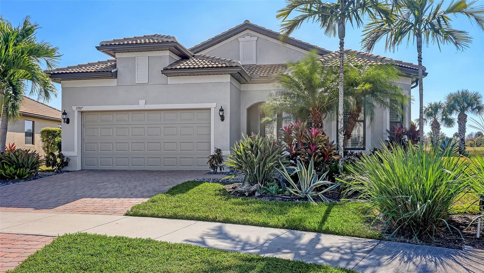 5987 SNOWY EGRET DR