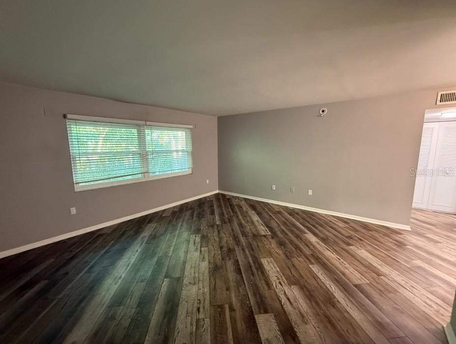 5800 HOLLYWOOD BLVD #324
