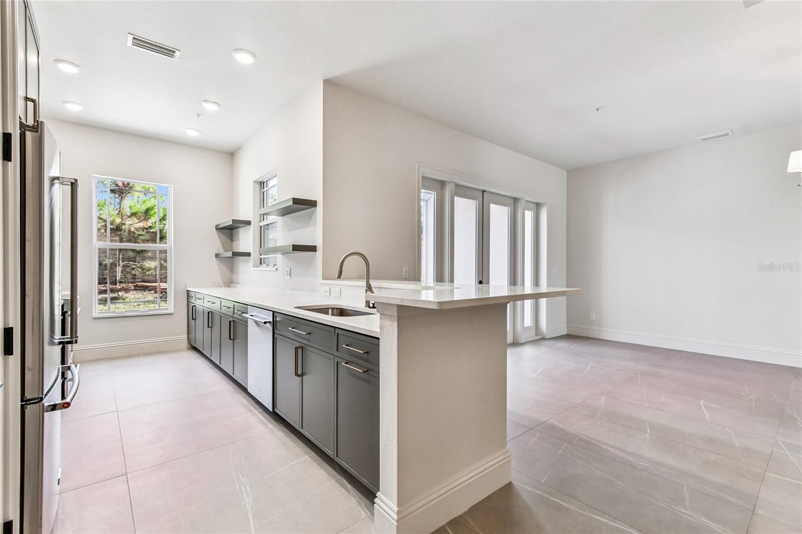 7804 HIDDEN CREEK LOOP #102