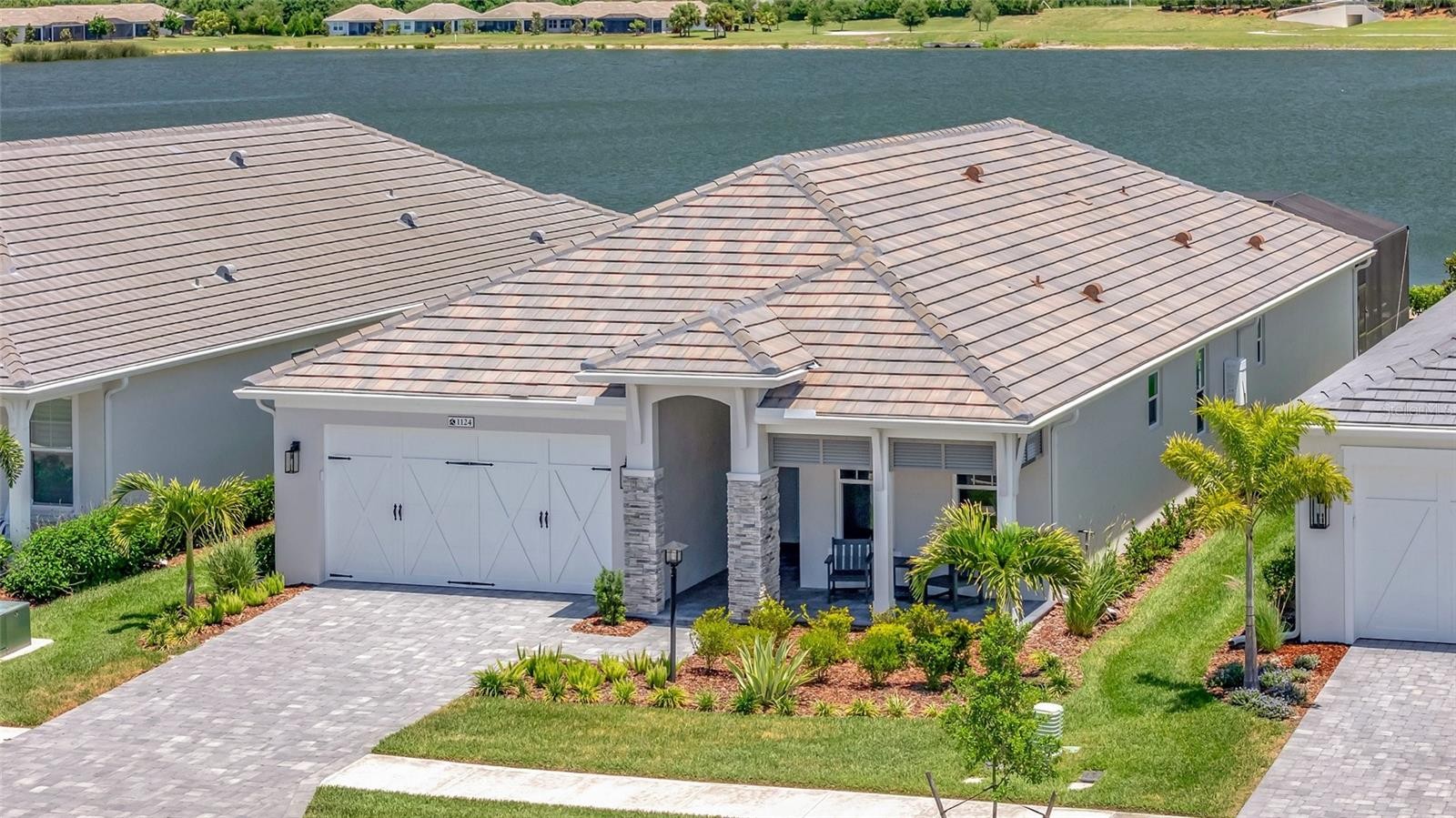 1124 WATERLINE CT