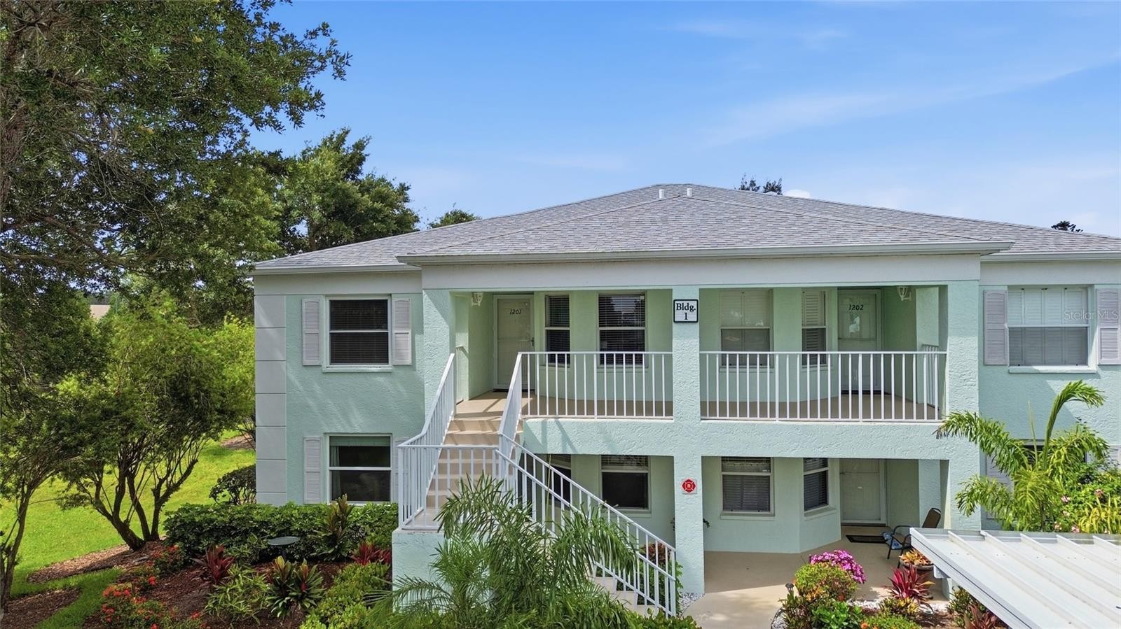 5725 GREENWOOD AVE #1201
