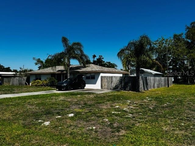 308 LINDEN DR