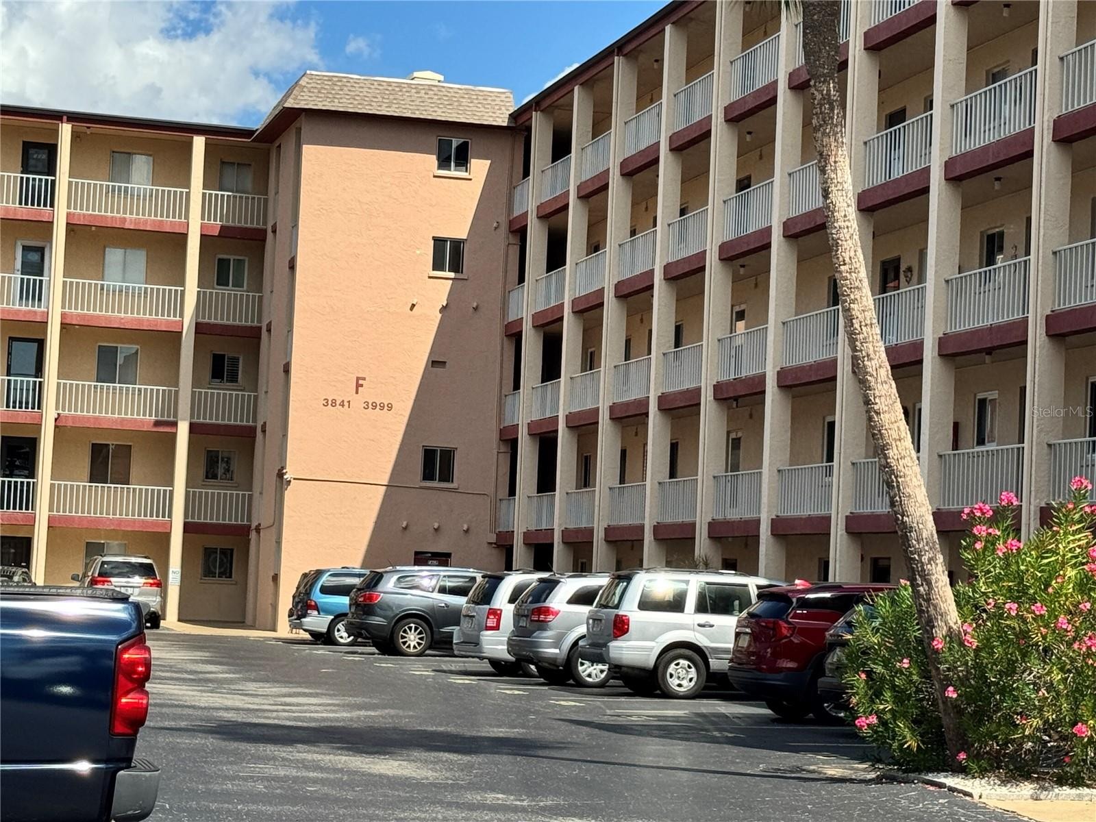 3927 LAKE BAYSHORE DR #F312