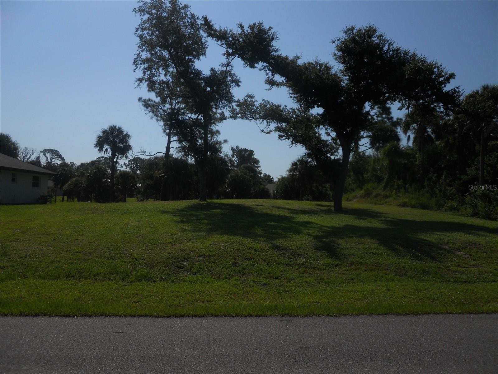 Lot 7 BRICKELL DR