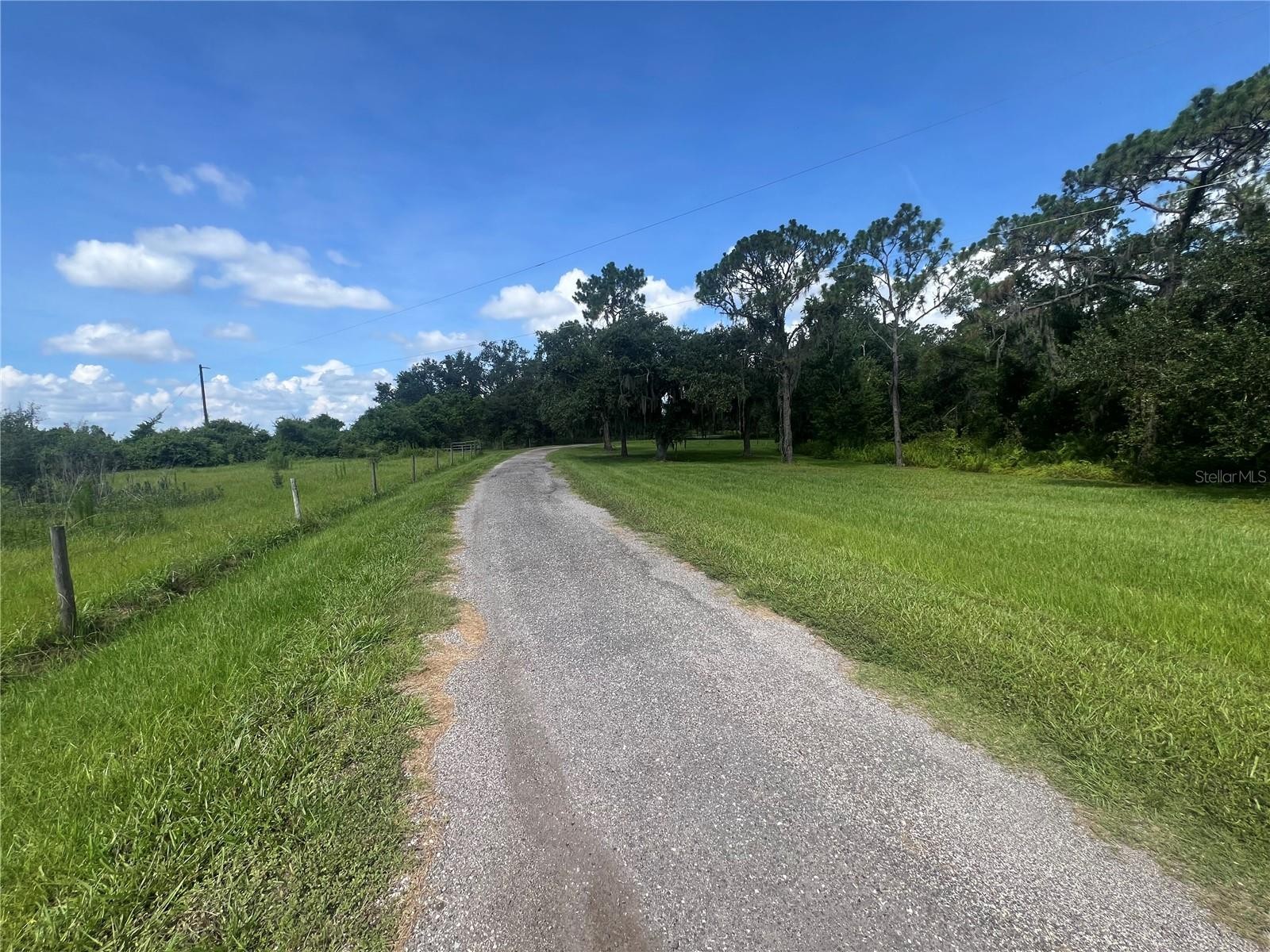 8755 WAUCHULA RD
