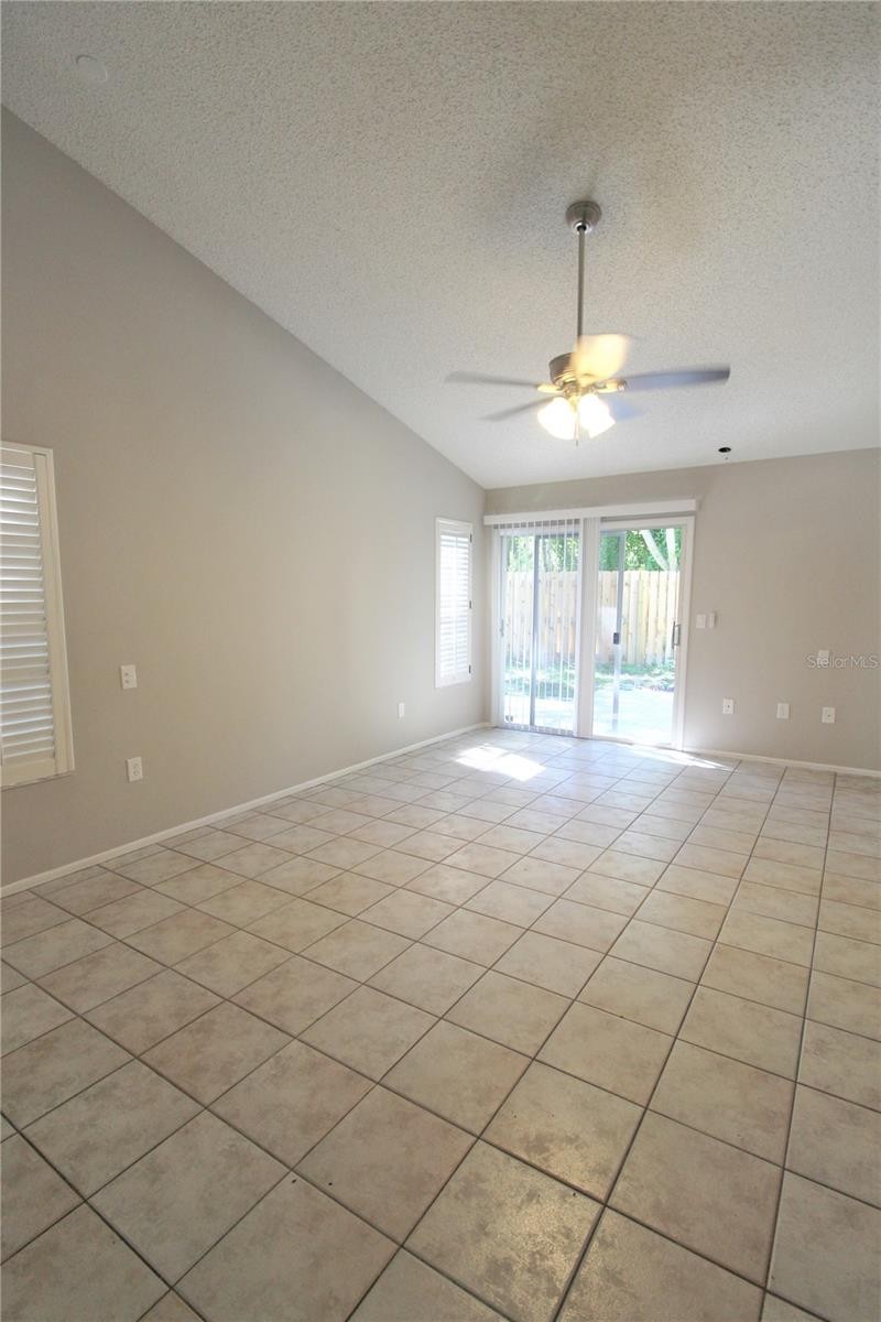 4218 SAINT CHARLES DR