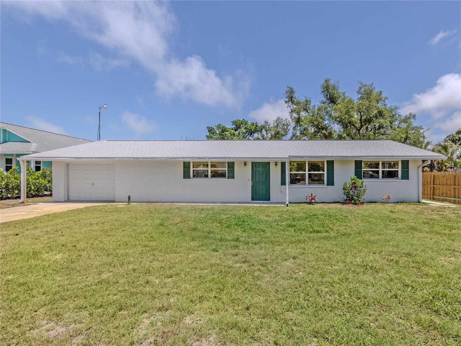 320 PAVONIA RD
