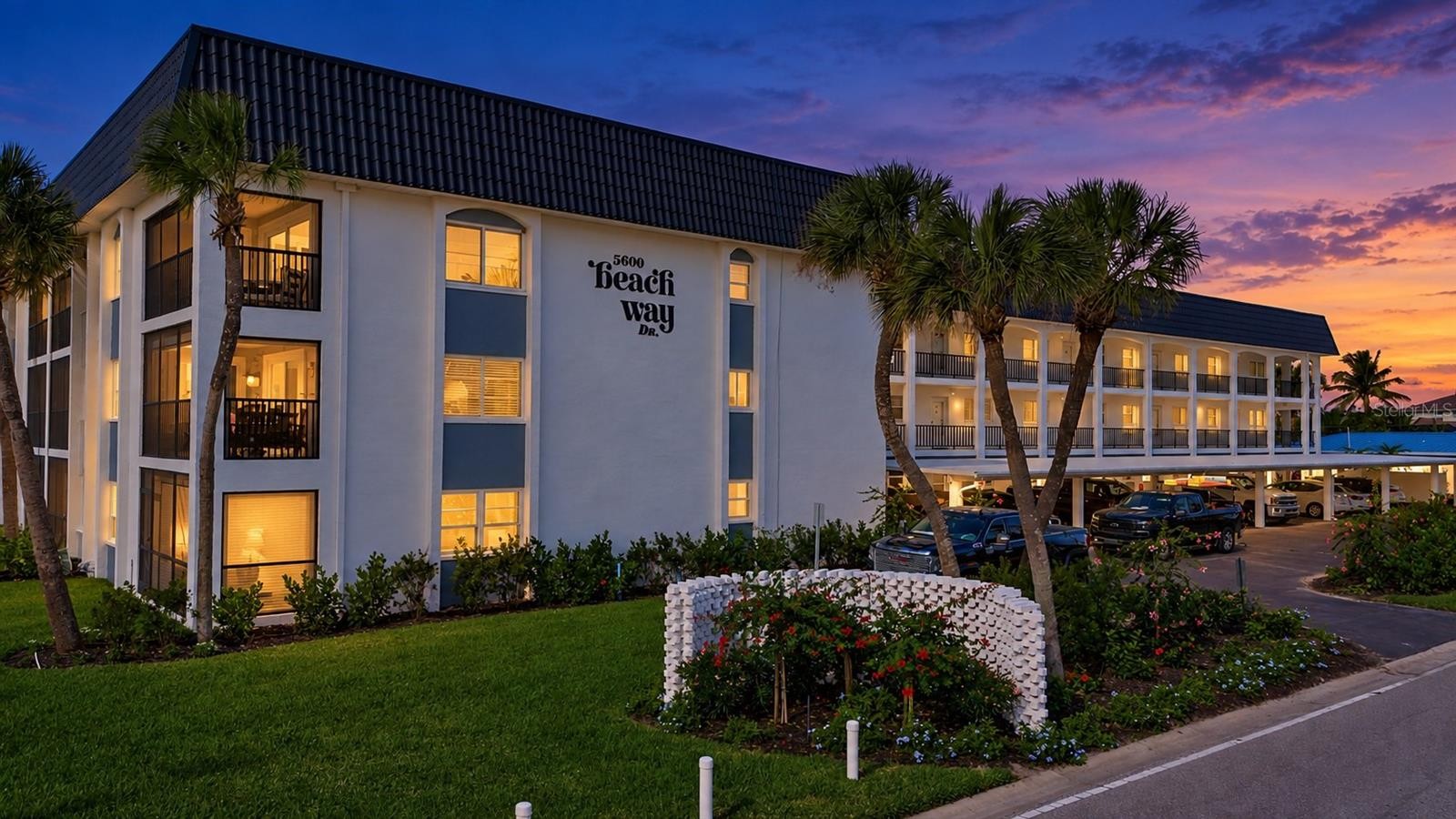 5600 BEACH WAY DR #201