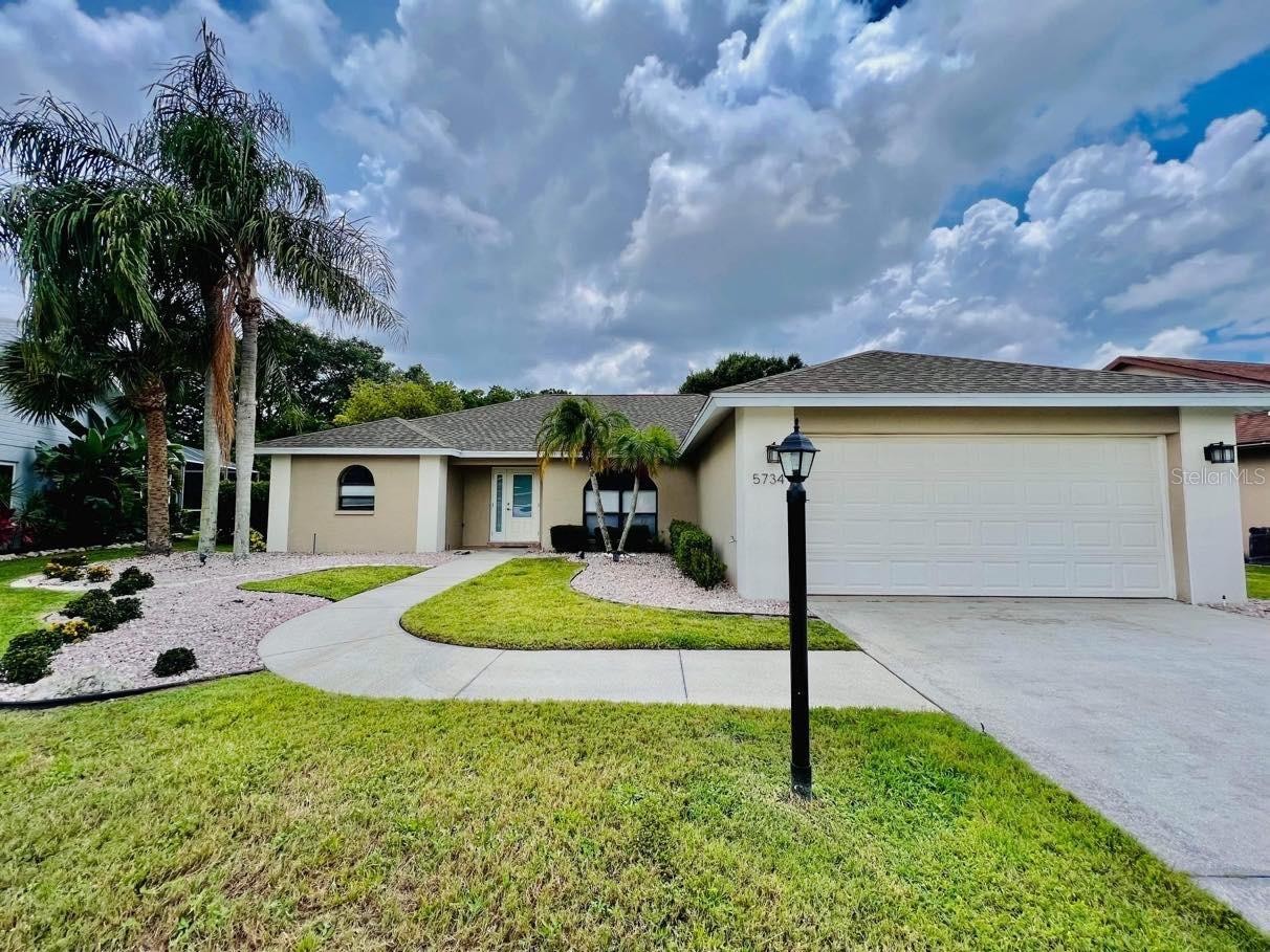 5734 CARRIAGE DR