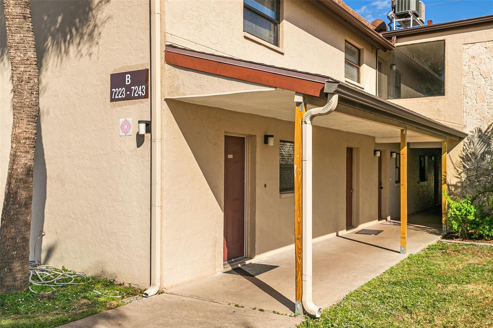 7223 CLOISTER DR #111