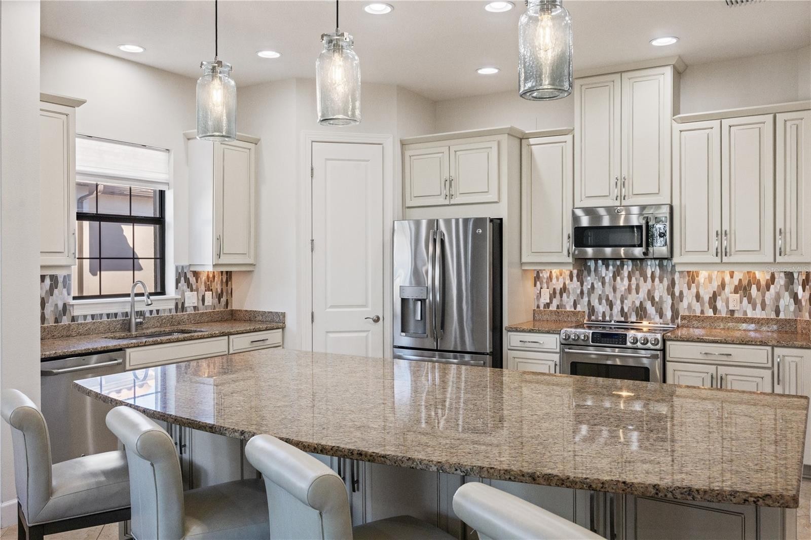 13510 MESSINA LOOP #107