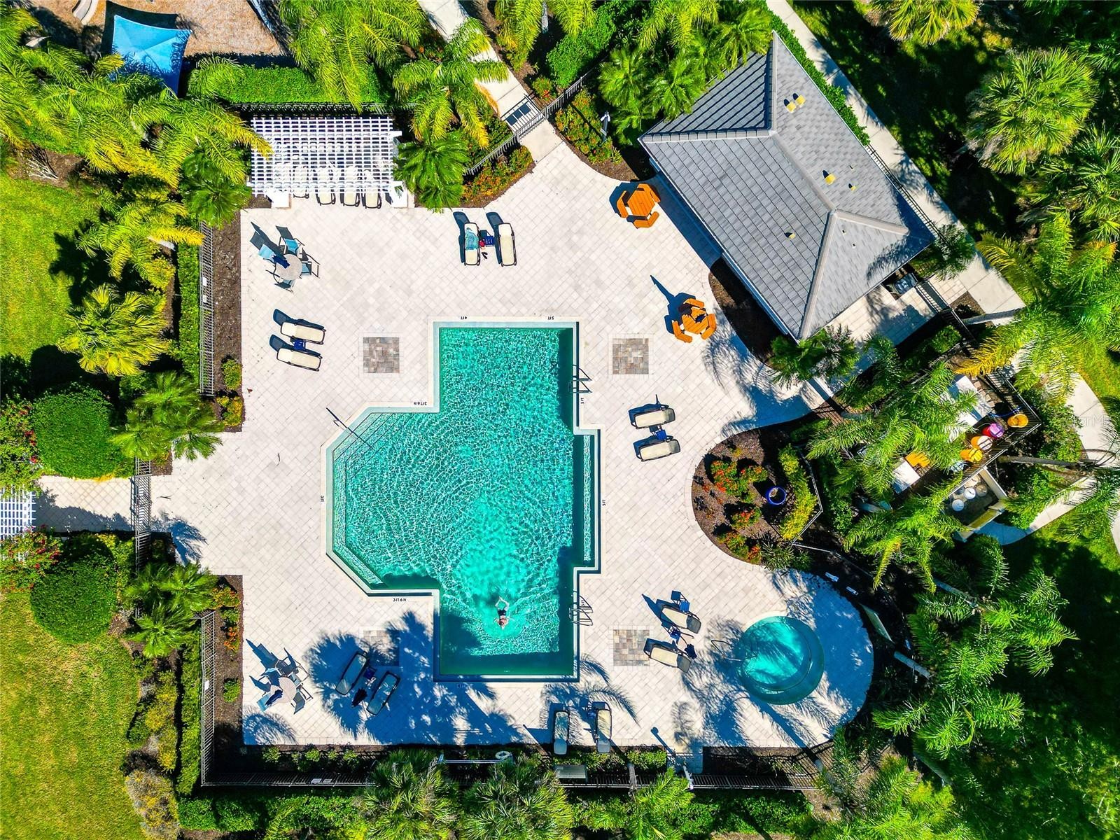 4739 LAKE BREEZE TER