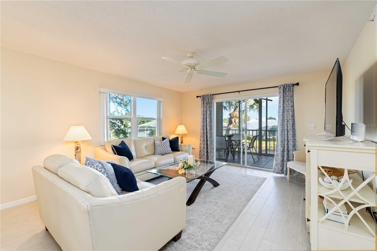 9300 CLUBSIDE CIR #1208