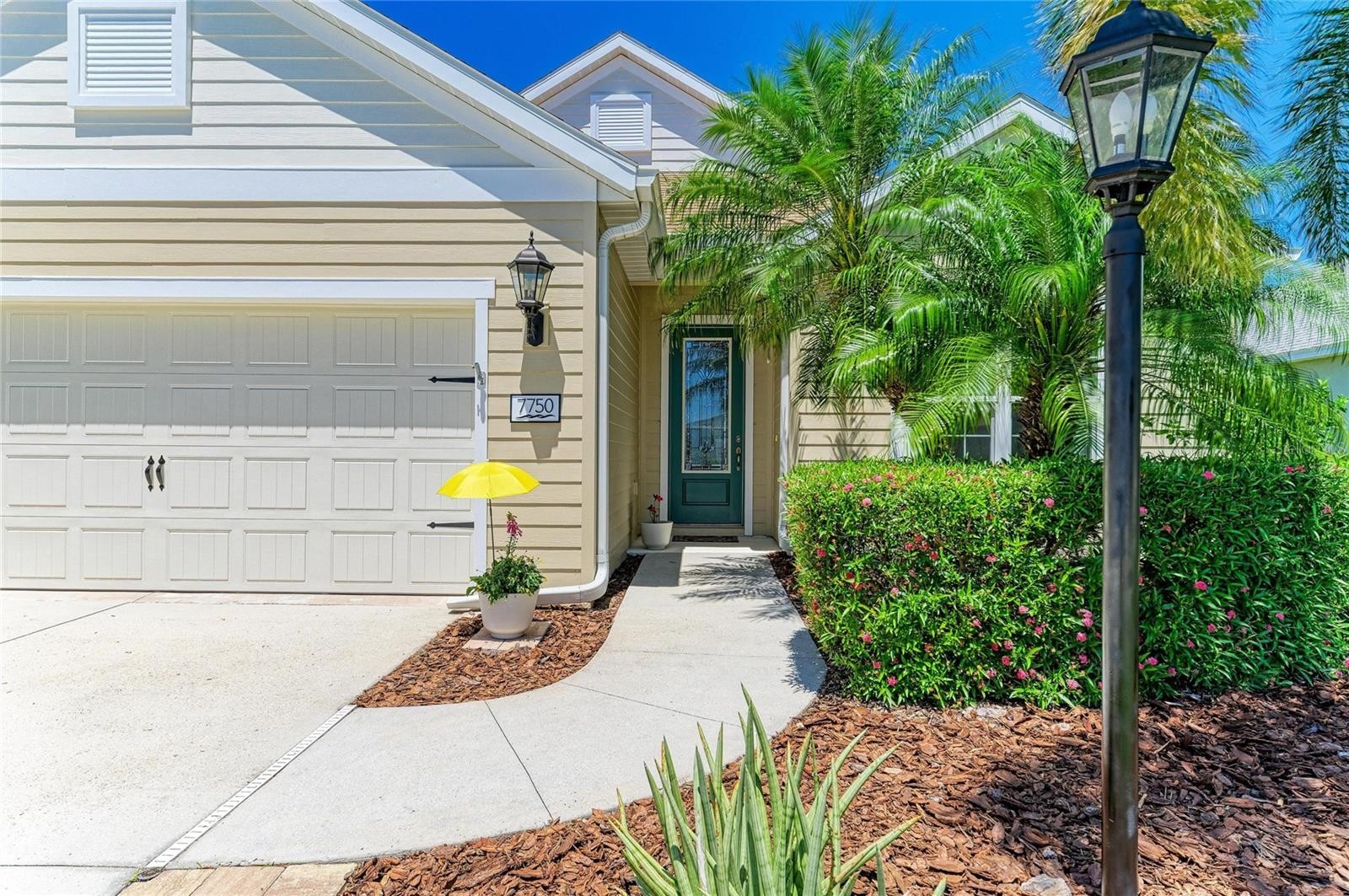 7750 RIDGELAKE CIR
