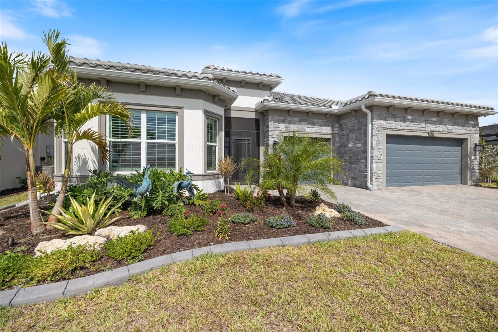 10333 BLUE RUNNER DR