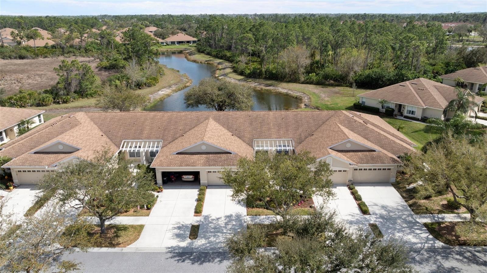 2612 PEACH CIR