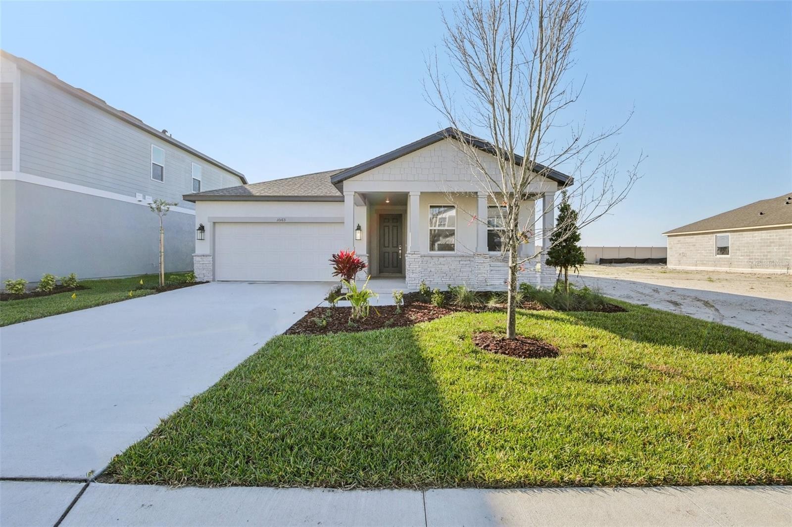 10163 HIDDEN HAMMOCK LOOP