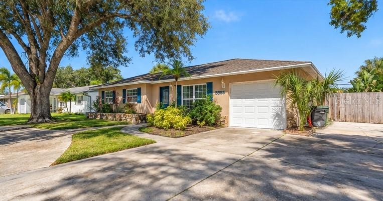 5363 FOXWOOD DR