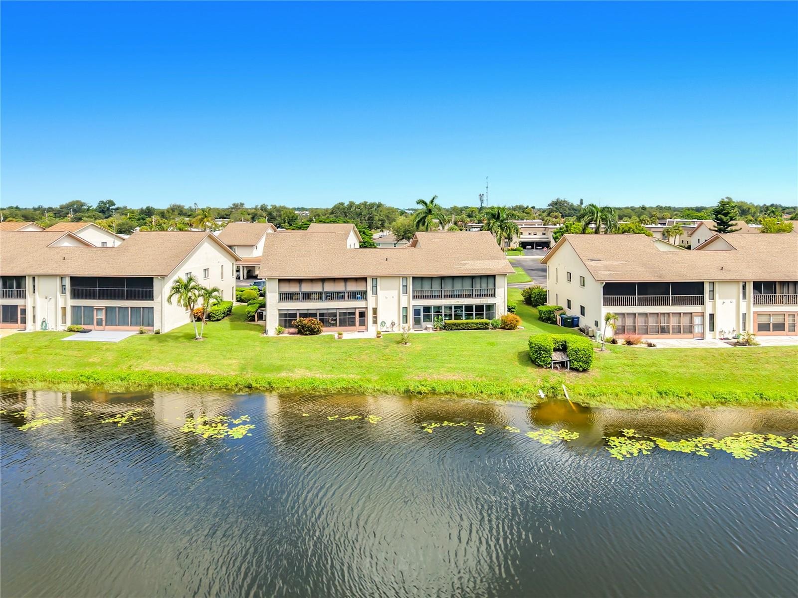 1759 LAKE PL #1759B