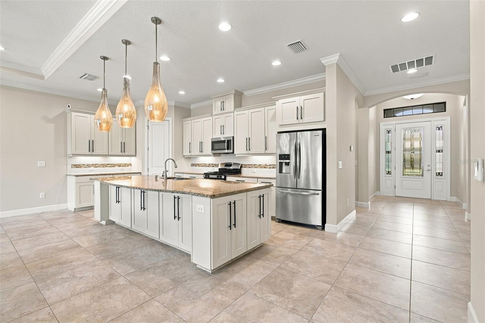 9765 HIGHLAND PARK PL