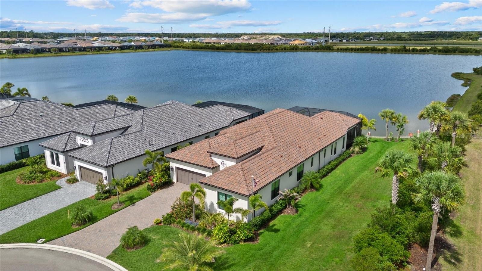 556 BOCELLI DR