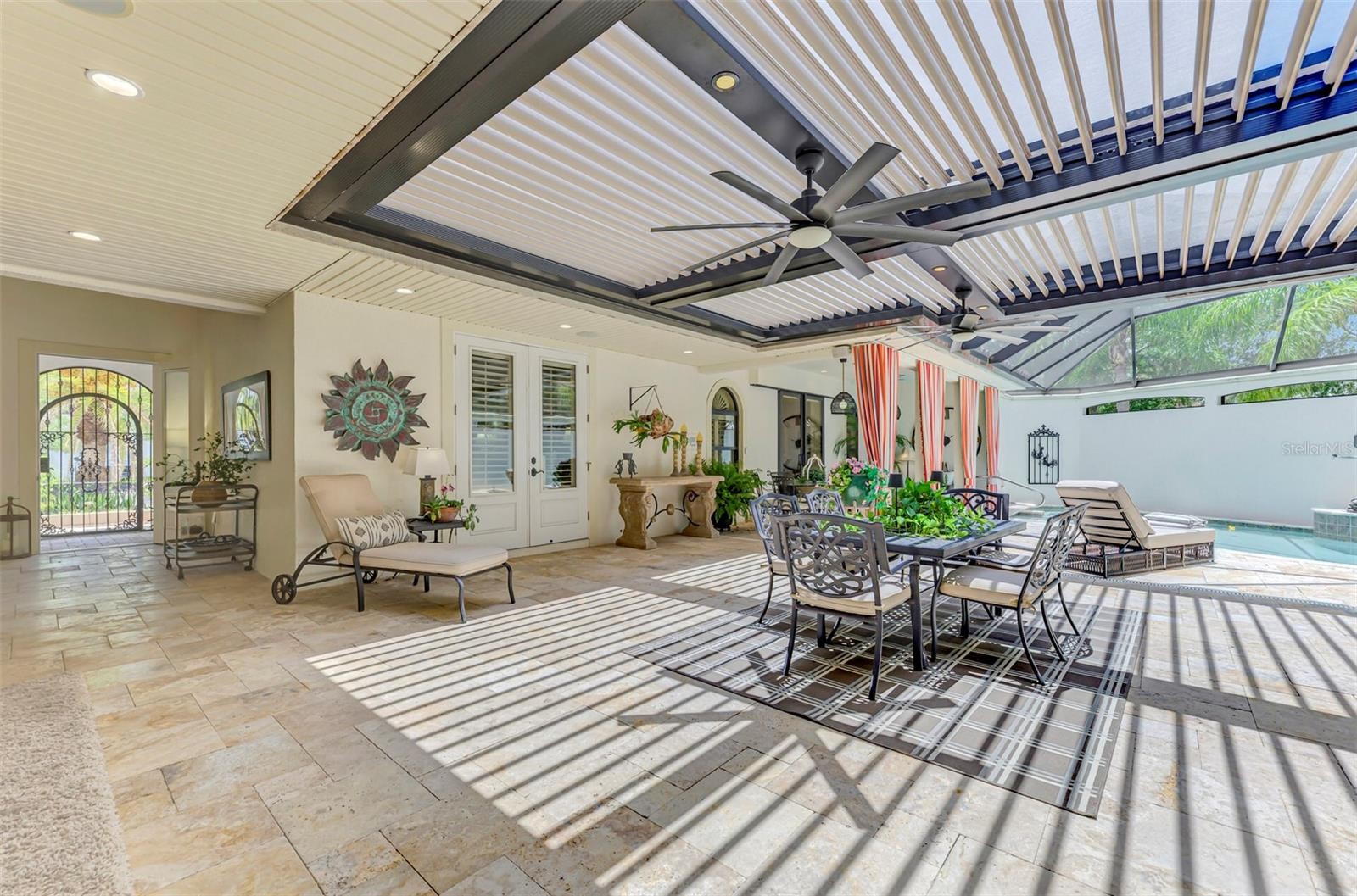 256 PENSACOLA RD