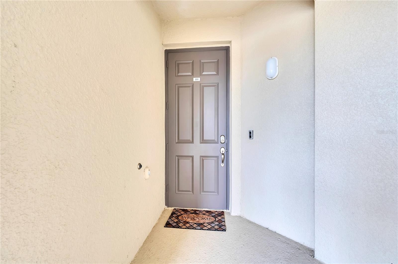 18114 GAWTHROP DR #201