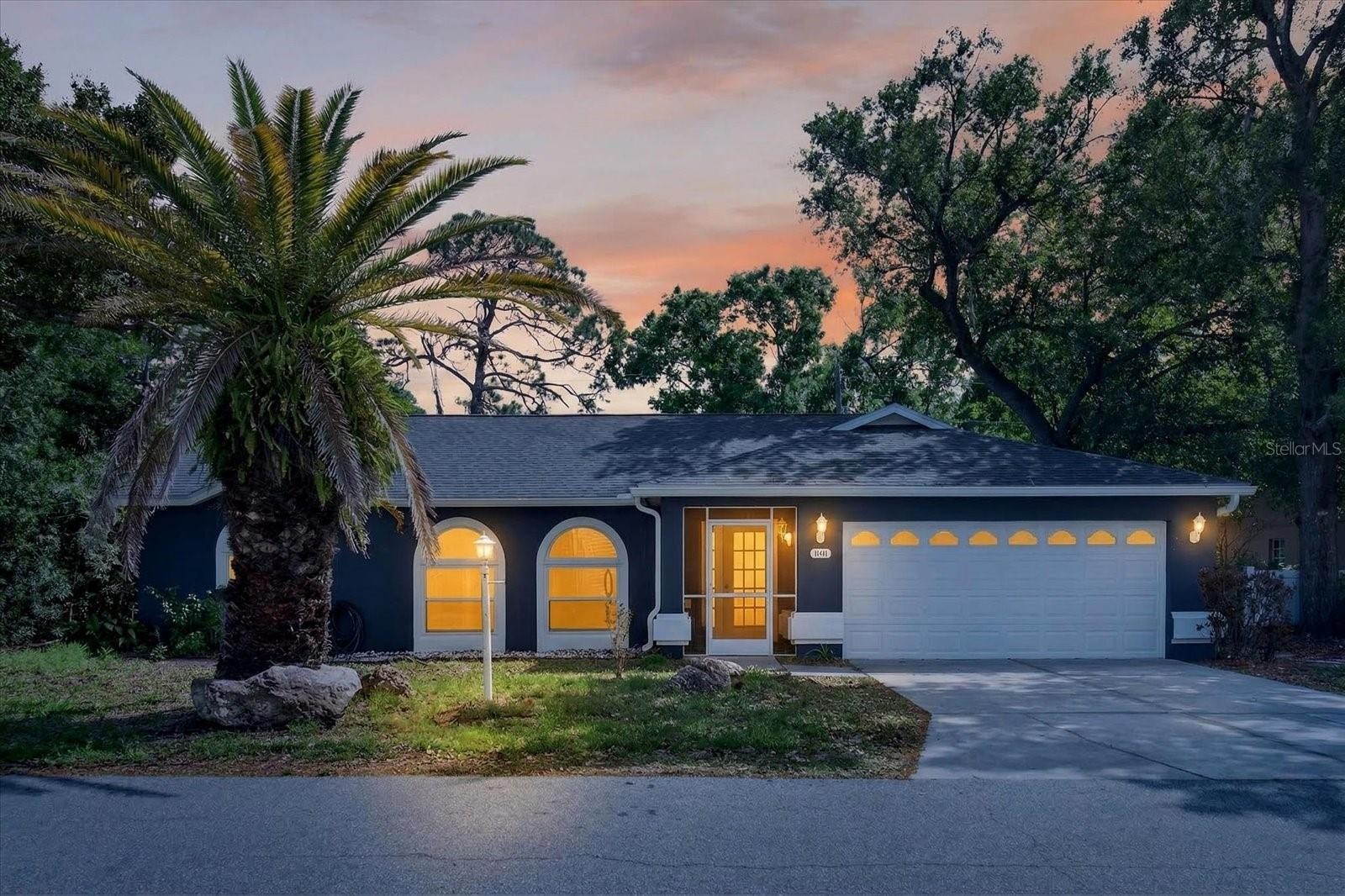 4644 HAMLETS GROVE DR