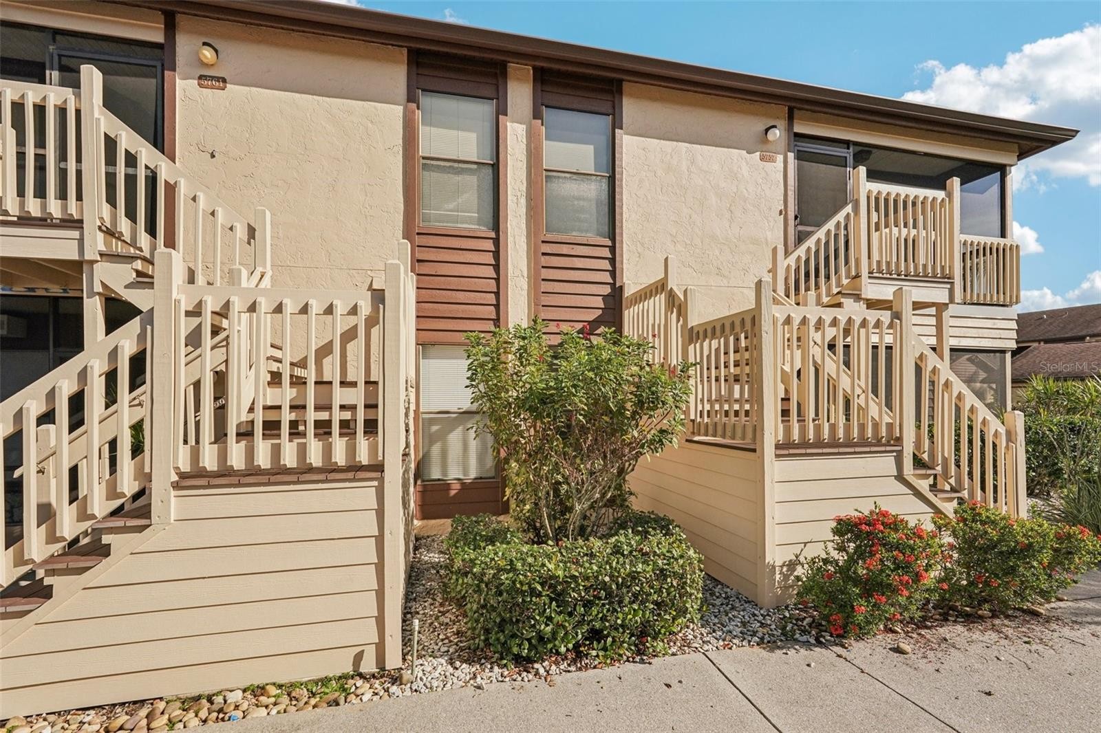 5755 AVISTA DR #5755