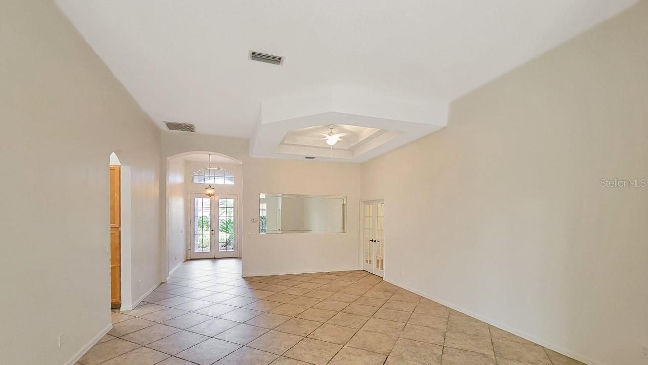6836 BAY HILL DR