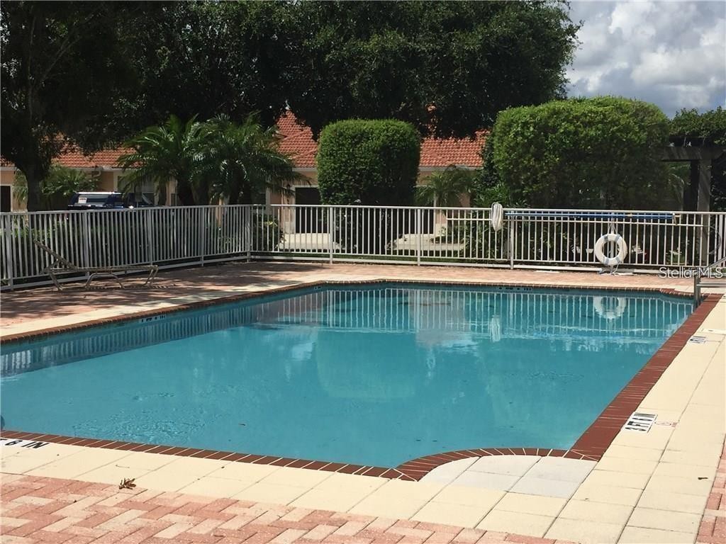 9035 VISTA VERDE DR